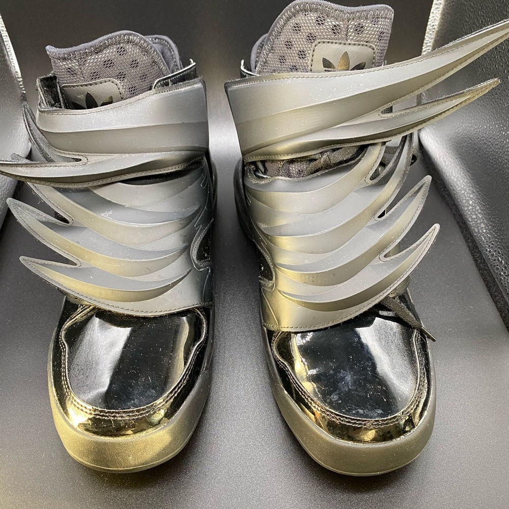 Jeremy Scott x Adidas Wings 3.0 size 10